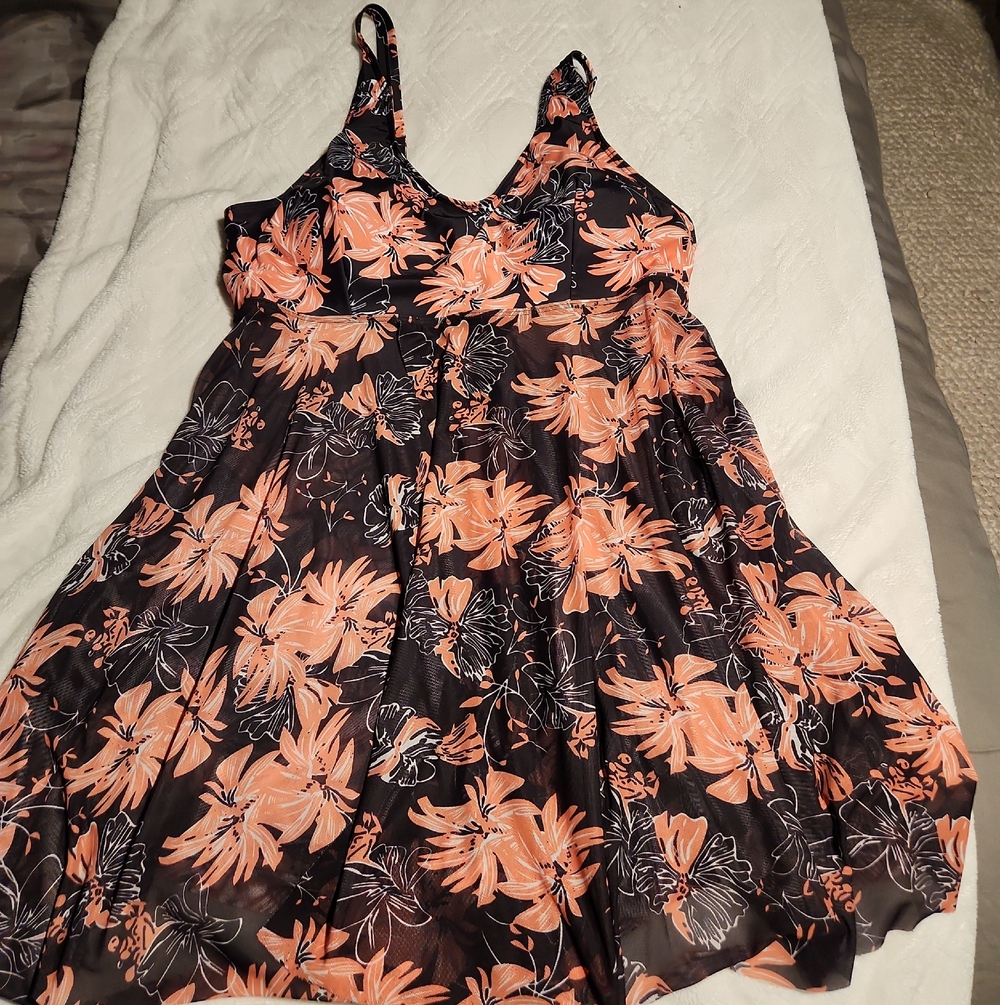 Black Floral Sleeveless Dress with Peach Blooms,swim dress 4x, pant is 3x